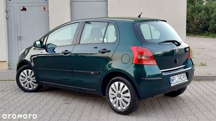 Toyota Yaris - 5