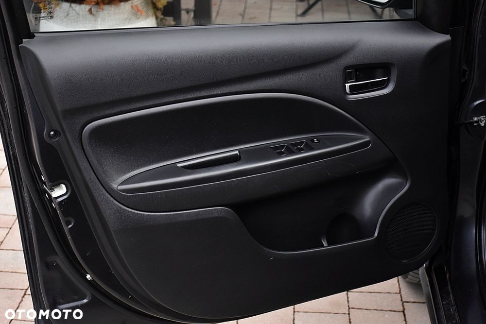 Mitsubishi Space Star 1.2 Top - 30