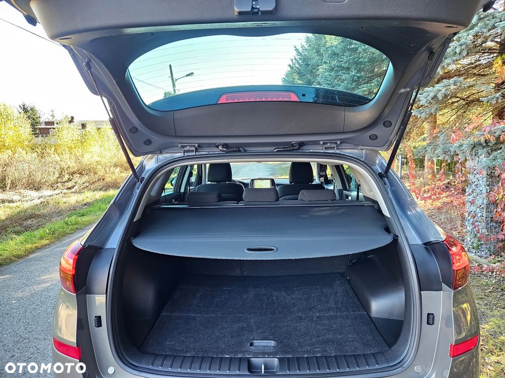Hyundai Tucson 1.6 GDi 2WD Select - 38