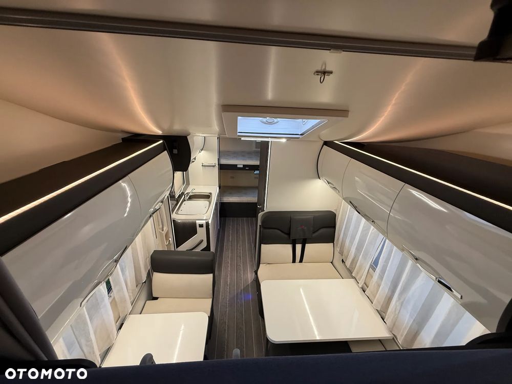 Roller Team 277 camper 7-osób kamper camper zamiana - 38