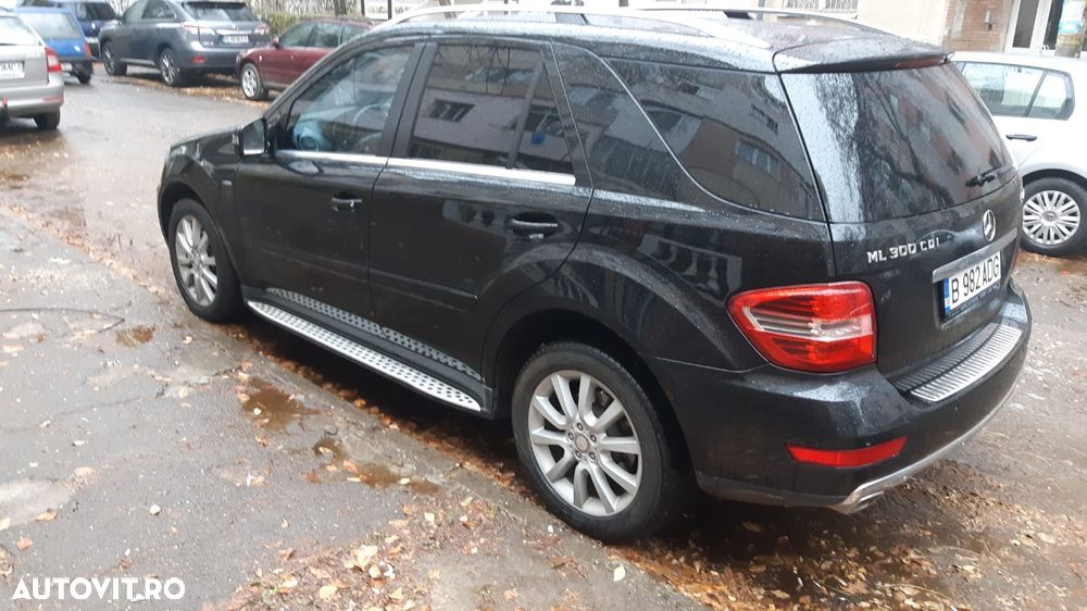 Mercedes-Benz ML 300 CDI BlueEfficiency Aut - 10
