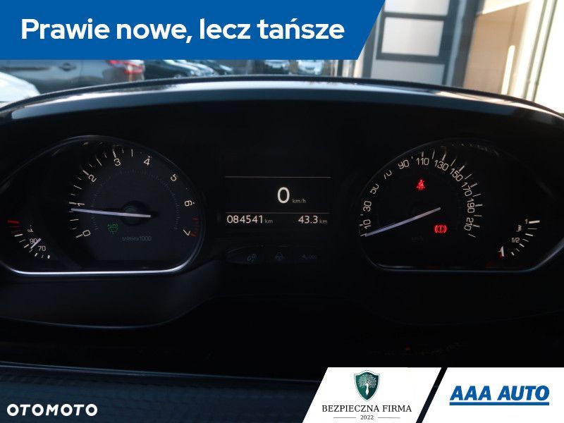 Peugeot 2008 - 12