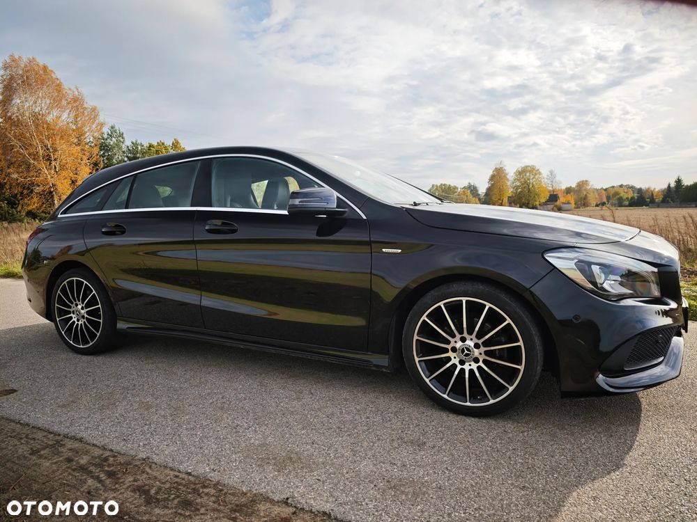 Mercedes-Benz CLA 200 AMG Line - 11