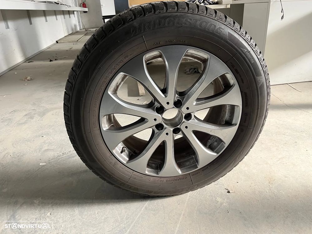Jantes com Pneus 235/60R18 originais Mercedes-Benz - 6