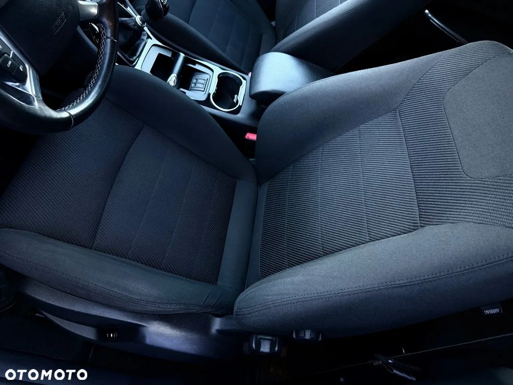 Ford S-Max 2.0 TDCi Titanium - 25