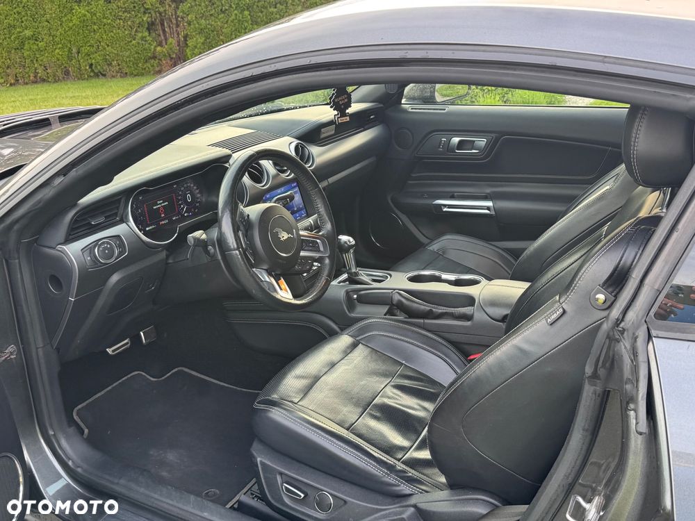 Ford Mustang 5.0 V8 GT - 16
