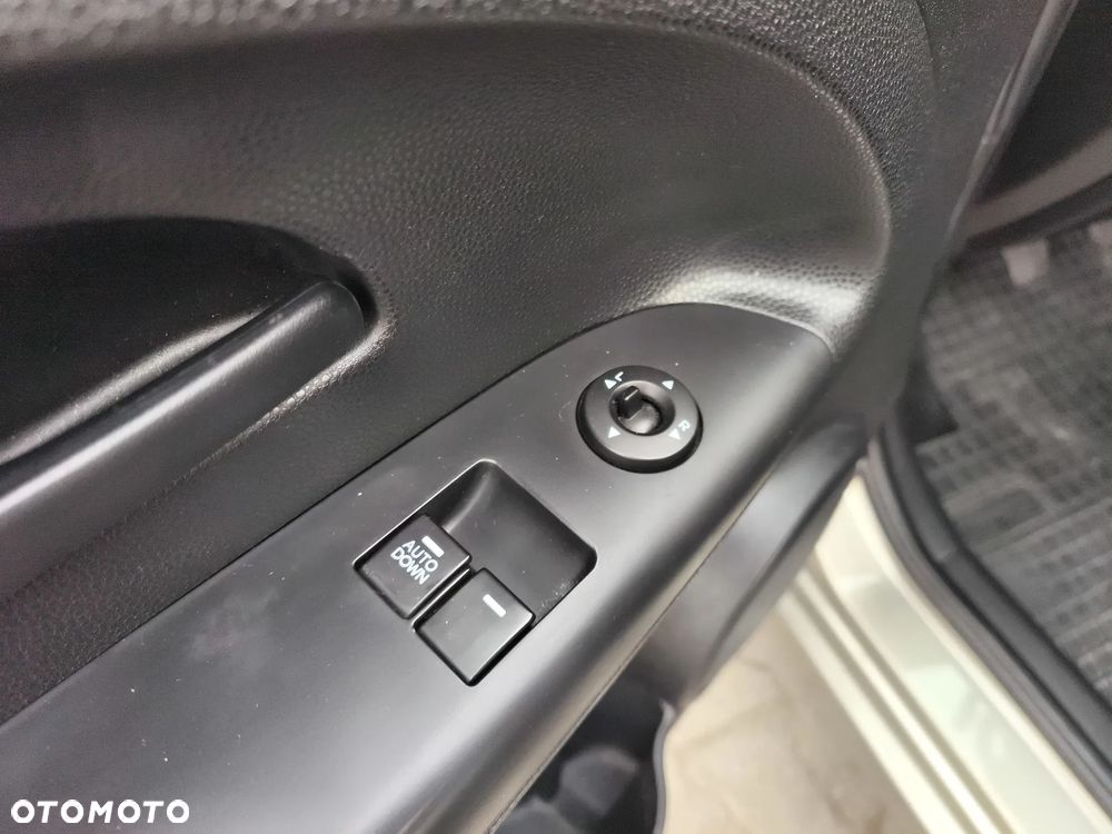 Kia Venga 1.6 M - 19