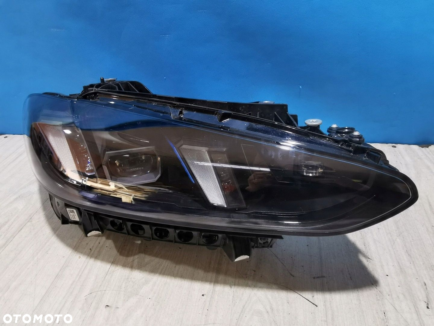 BMW 4 G22 G23 G26 G82 Lift Od 2024 lampa reflektor przód prawa Full Led - 2