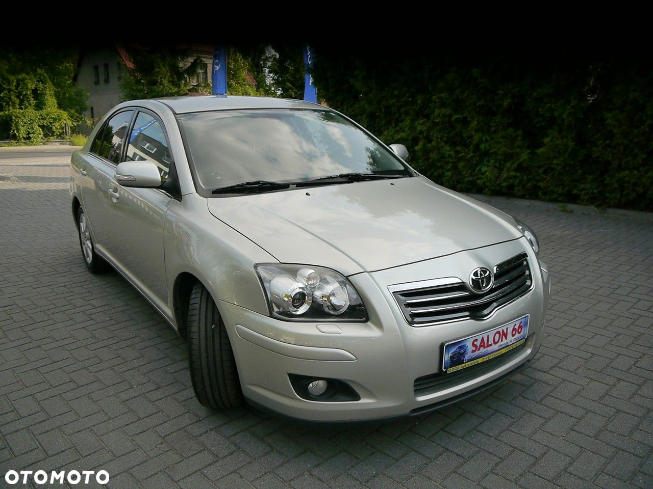 Toyota Avensis 1.8 VVT-i Sol - 9