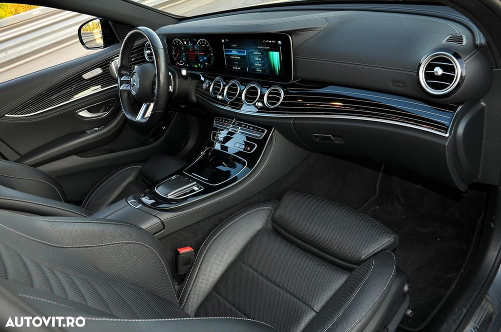 Mercedes-Benz E - 10