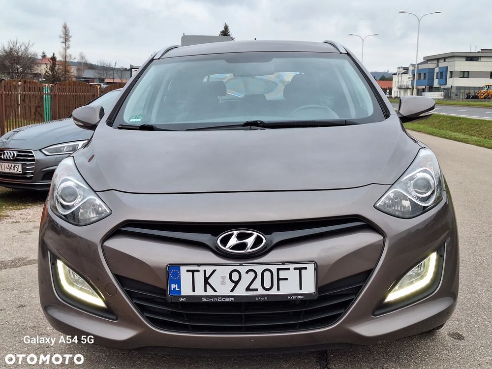 Hyundai i30 1.6 CRDi Trend - 1