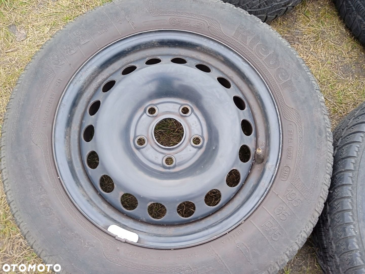 koła zimowe 5x112 Audi 100 A4 A6 VW Passat Golf Skoda Octavia Opony 195/65 - 2