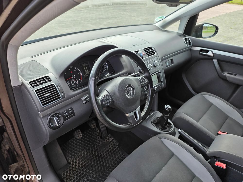 Volkswagen Touran 1.6 TDI DPF Life - 12