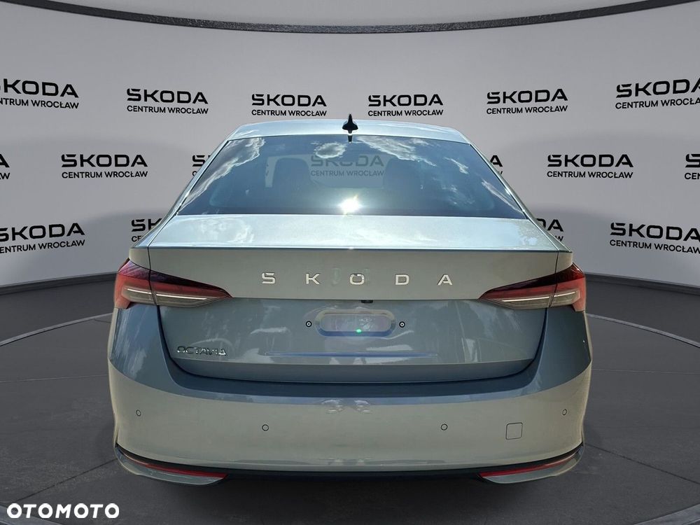 Skoda Octavia - 10