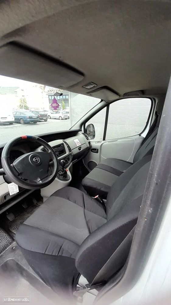 Opel Vivaro - 4
