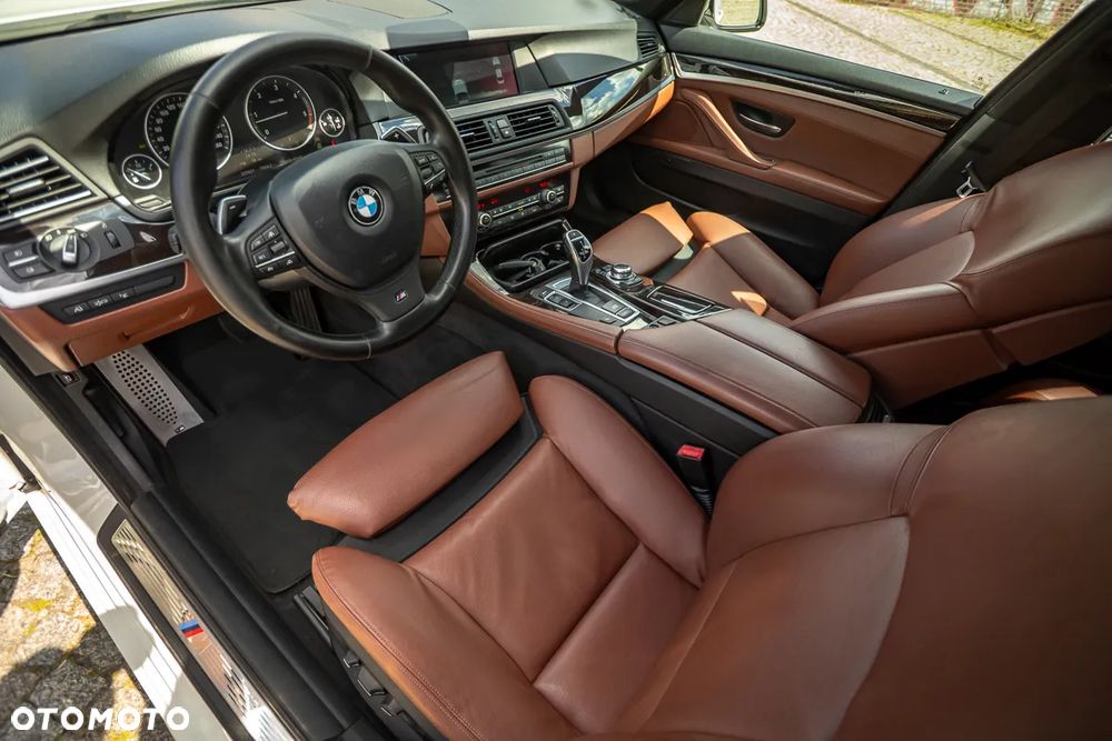 BMW Seria 5 525d Sport-Aut - 19