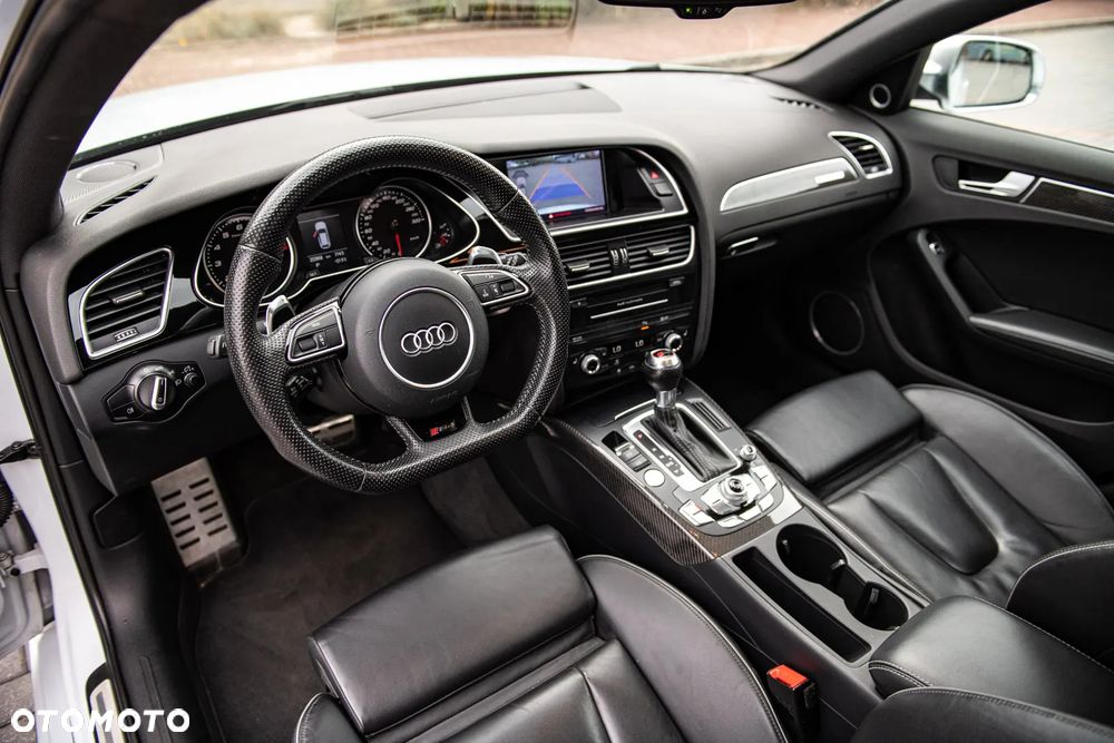 Audi RS4 Avant Avant S tronic - 9