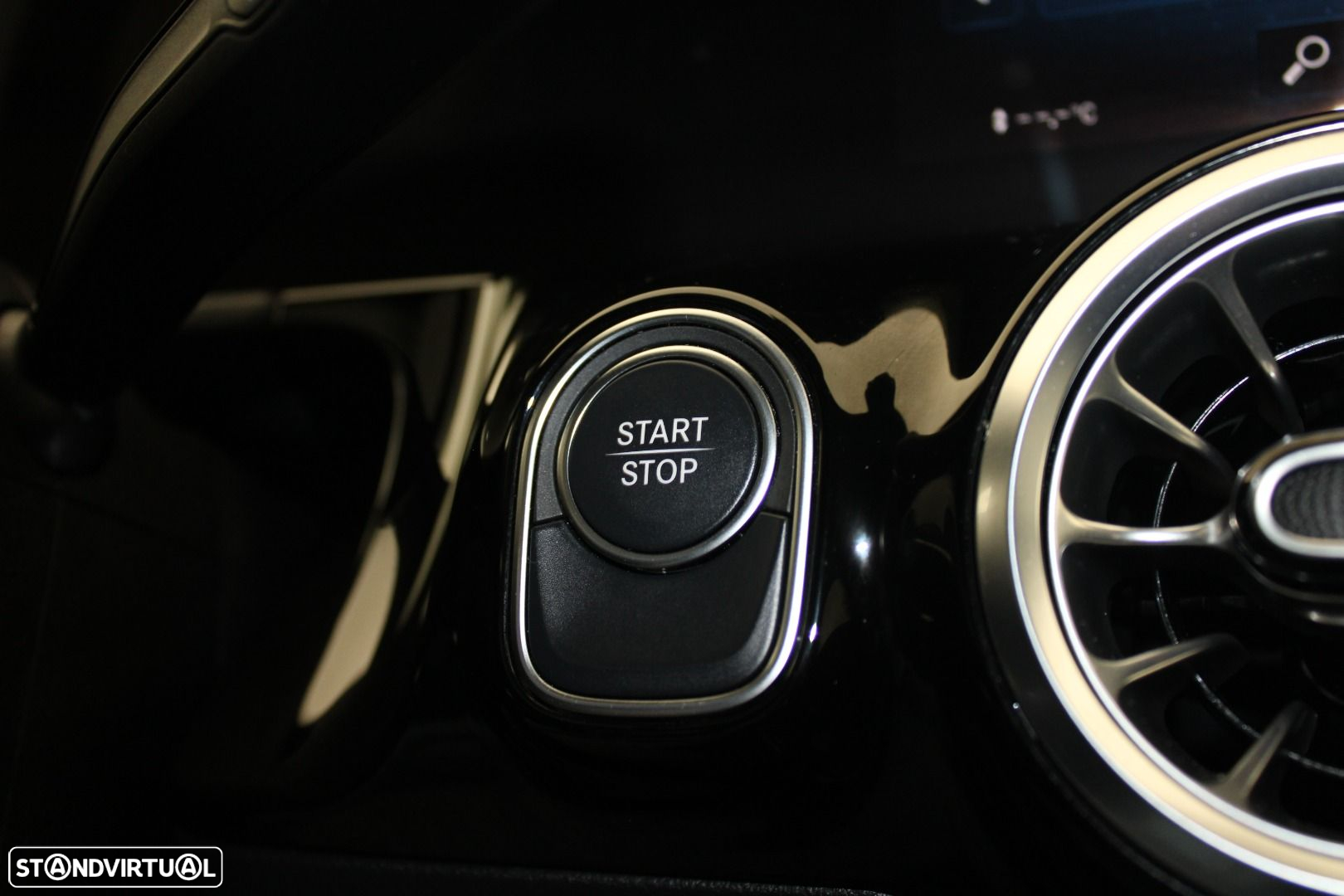 Mercedes-Benz EQA 250+ AMG Line - 17
