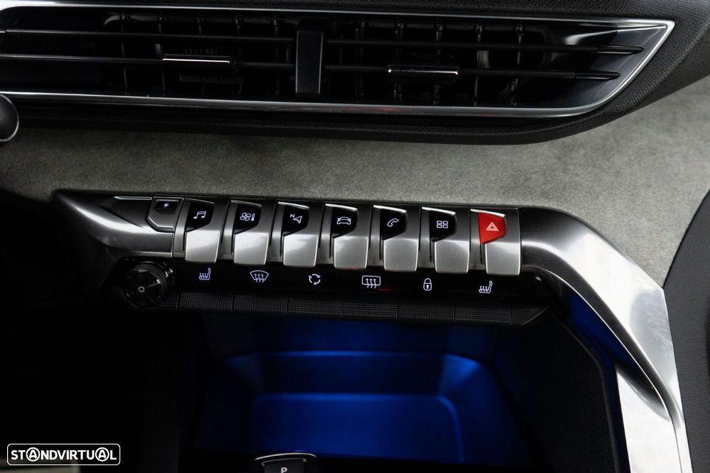 Peugeot 3008 1.6 Hybrid GT Pack e-EAT8 - 27