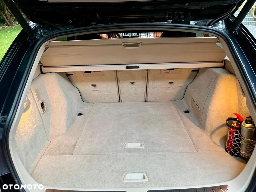BMW Seria 3 318d Touring Modern Line - 14
