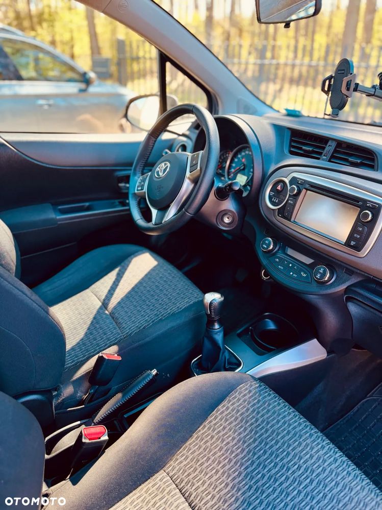 Toyota Yaris - 5