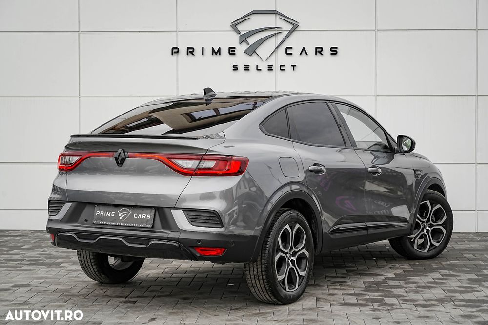 Renault Arkana MHEV 160 EDC Techno - 3
