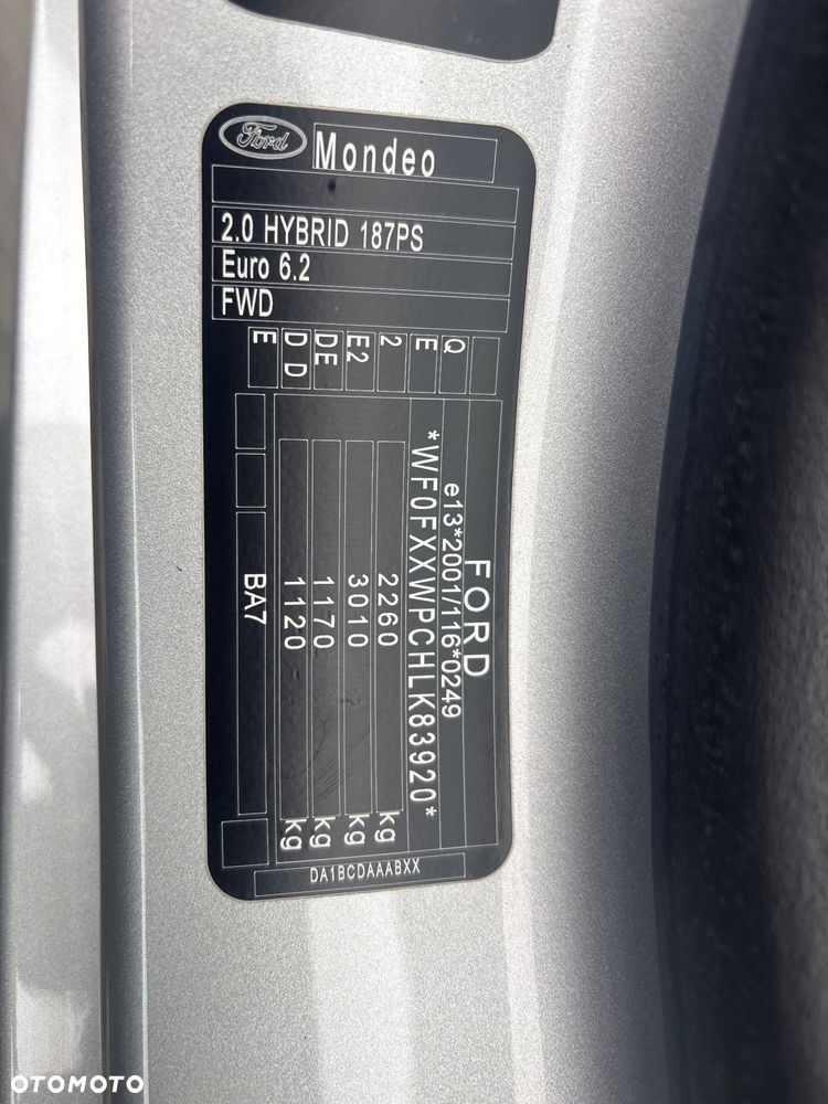 Ford Mondeo 2.0 Hybrid Titanium - 40