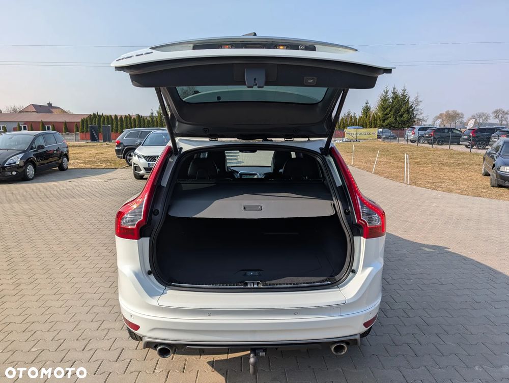Volvo XC 60 D4 Geartronic RDesign - 38