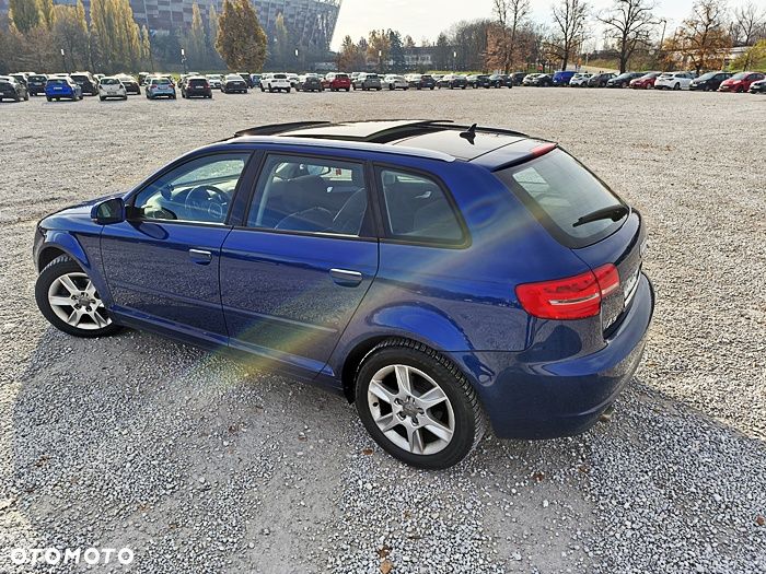 Audi A3 Sportback - 7