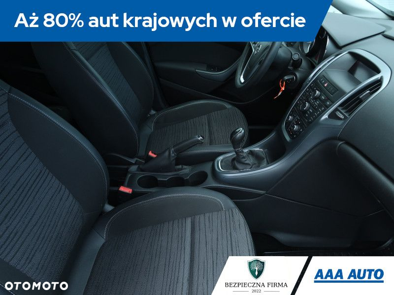 Opel Astra - 10