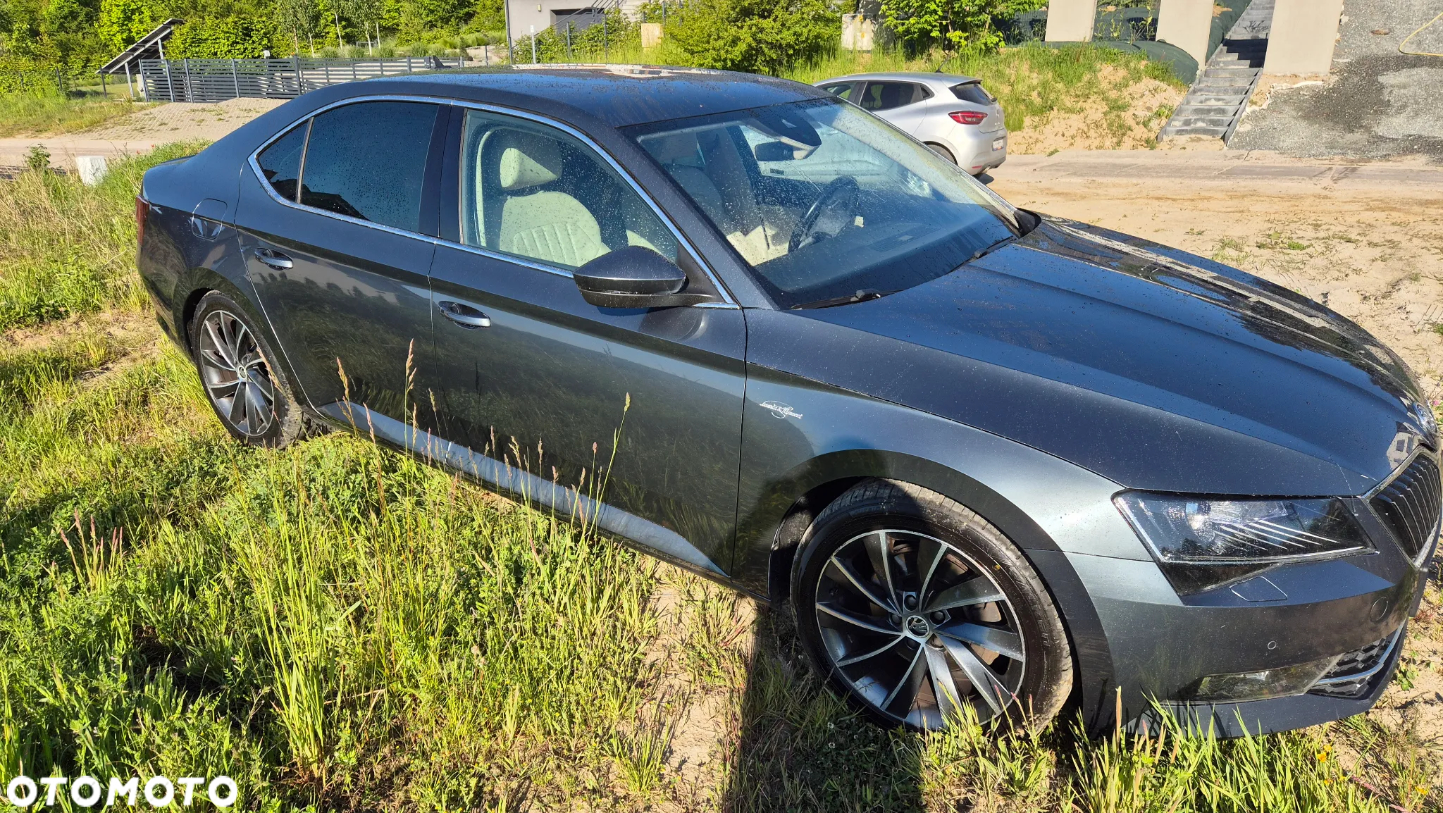 Skoda Superb 2.0 TDI L&K DSG - 8