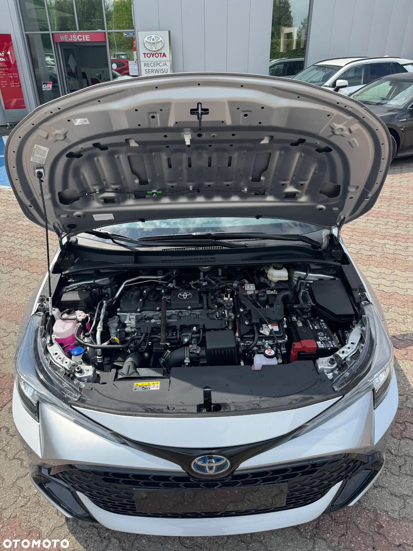 Toyota Corolla 1.8 Hybrid Comfort - 32