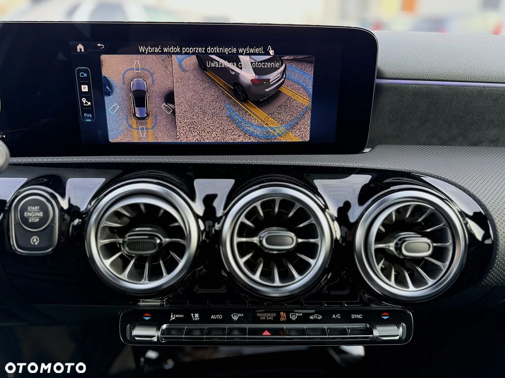 Mercedes-Benz Klasa A 220 4-Matic AMG Line 8G-DCT - 14
