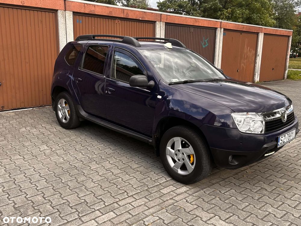 Dacia Duster 2011 photo 2