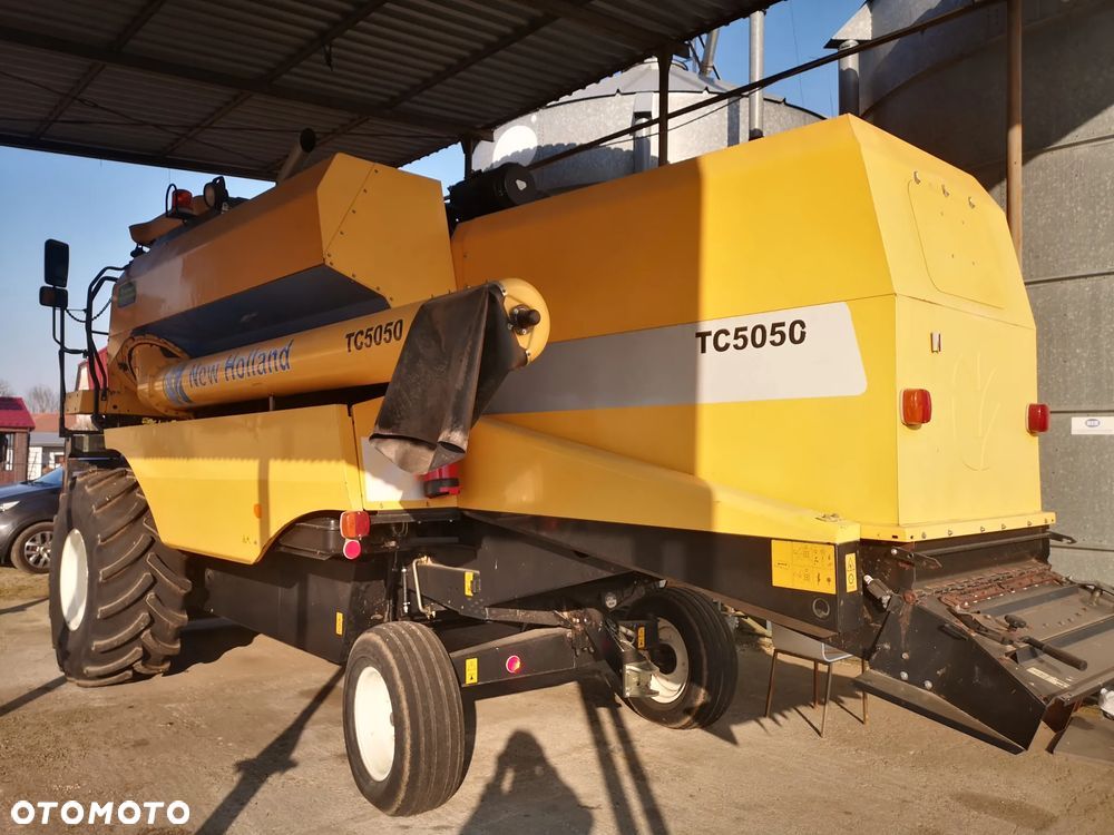 New Holland TC 5050 - 1