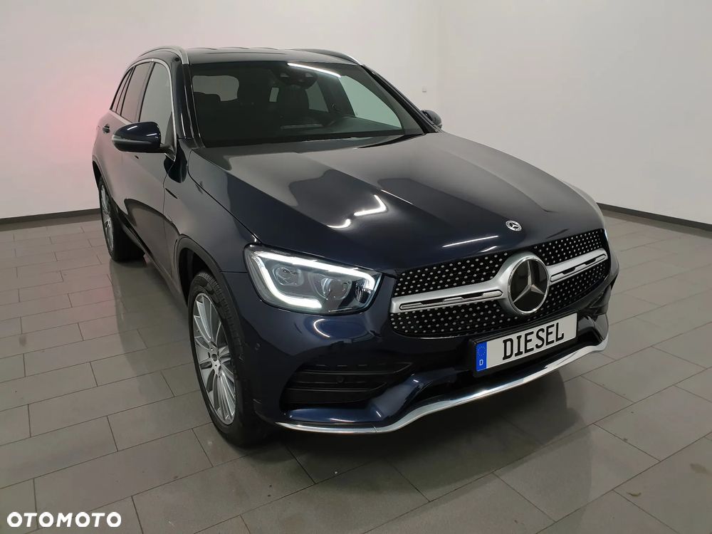 Mercedes-Benz GLC 300 de 4Matic 9G-TRONIC AMG Line Plus - 38