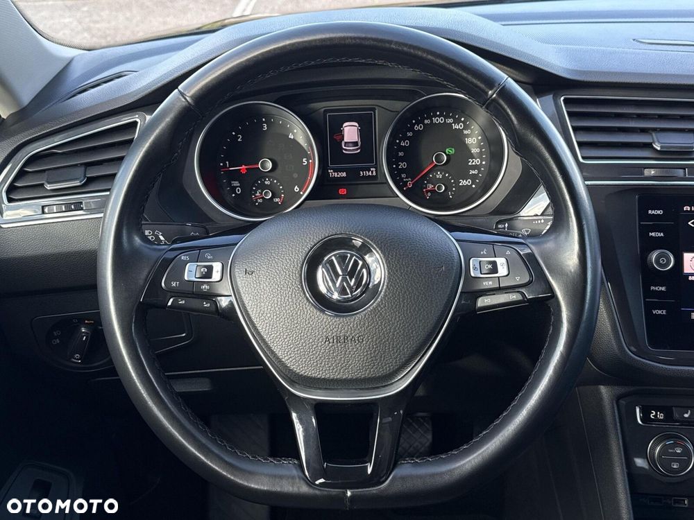 Volkswagen Tiguan Allspace 2.0 TDI 4Mot SCR Comfortline DSG 7os - 15