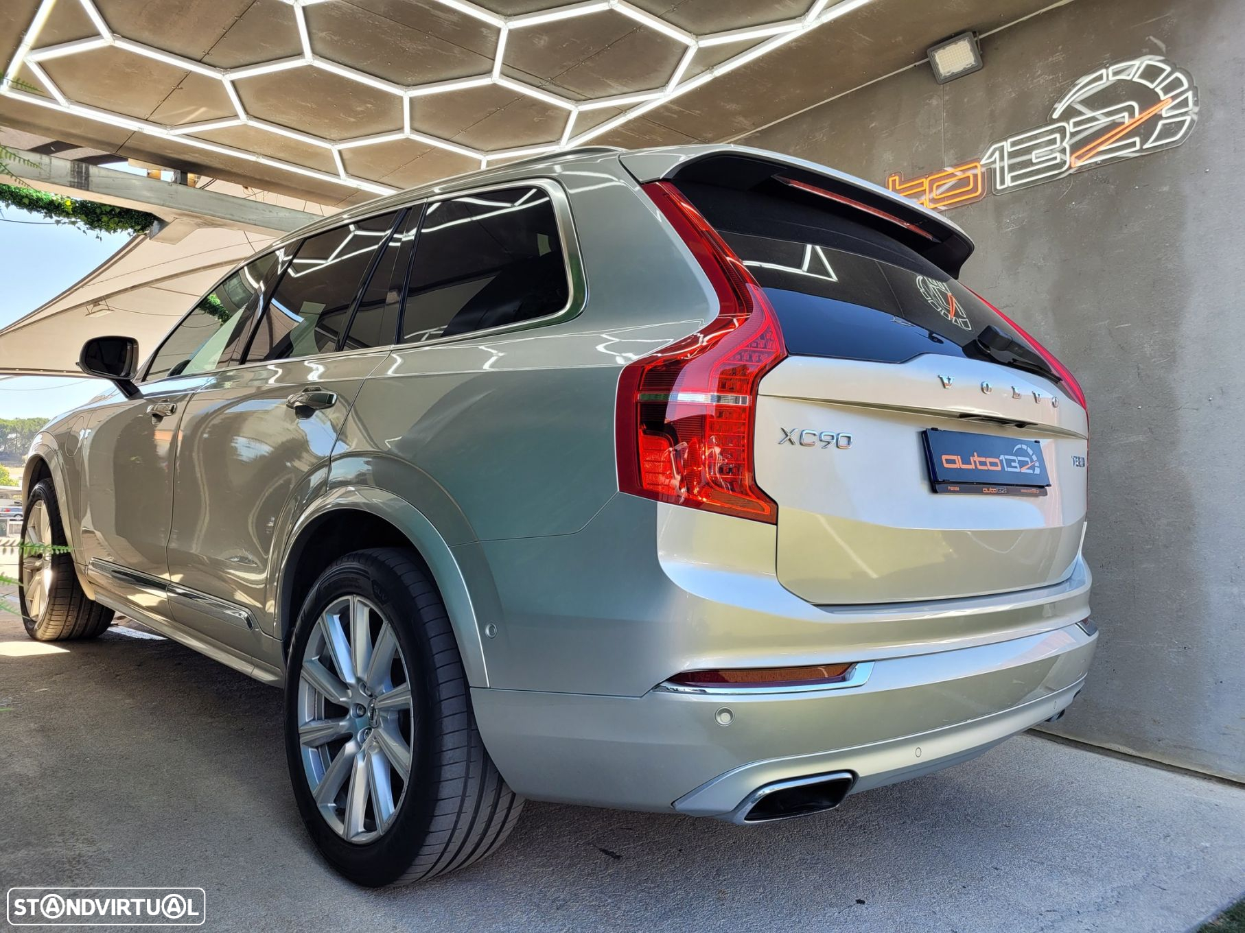 Volvo XC 90 2.0 T8 PHEV Inscription AWD - 4