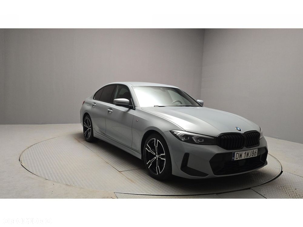BMW Seria 3 320d xDrive mHEV M Sport - 7