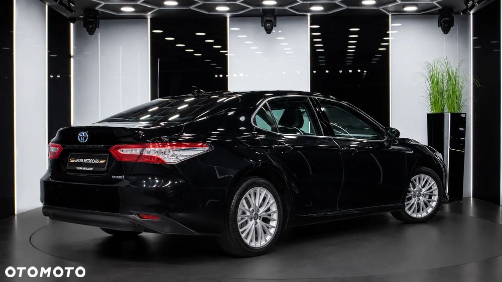 Toyota Camry 2.5 Hybrid Executive CVT - 6