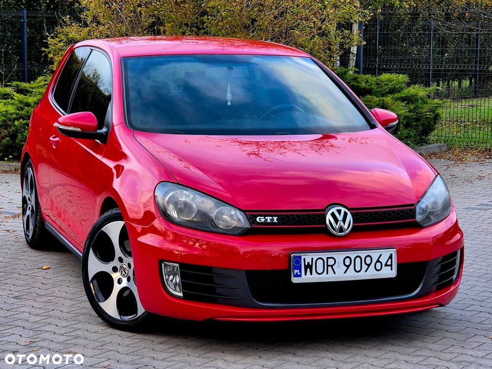 Volkswagen Golf 2.0 GTI - 1