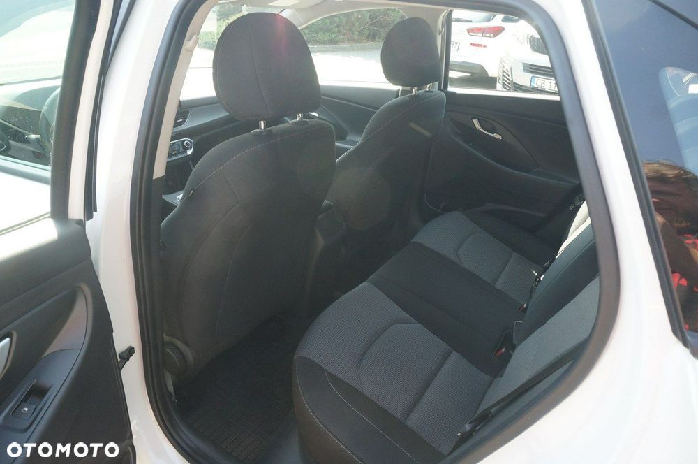 Hyundai i30 1.0 T-GDI Modern - 23