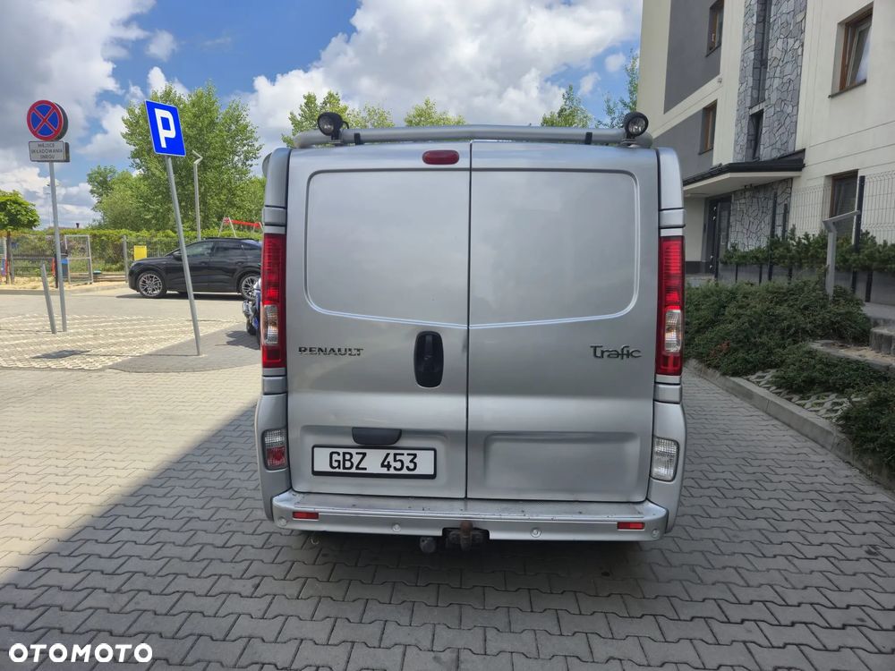 Renault Trafic - 8