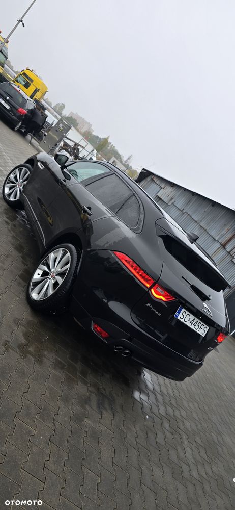 Jaguar F-Pace 20d AWD R-Sport - 12