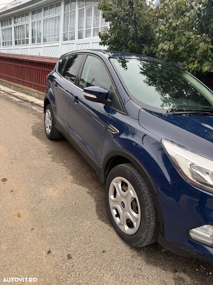 Ford Kuga - 8