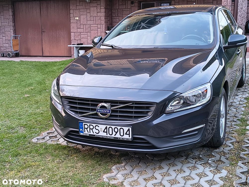 Volvo V60 D3 Geartronic Kinetic - 3
