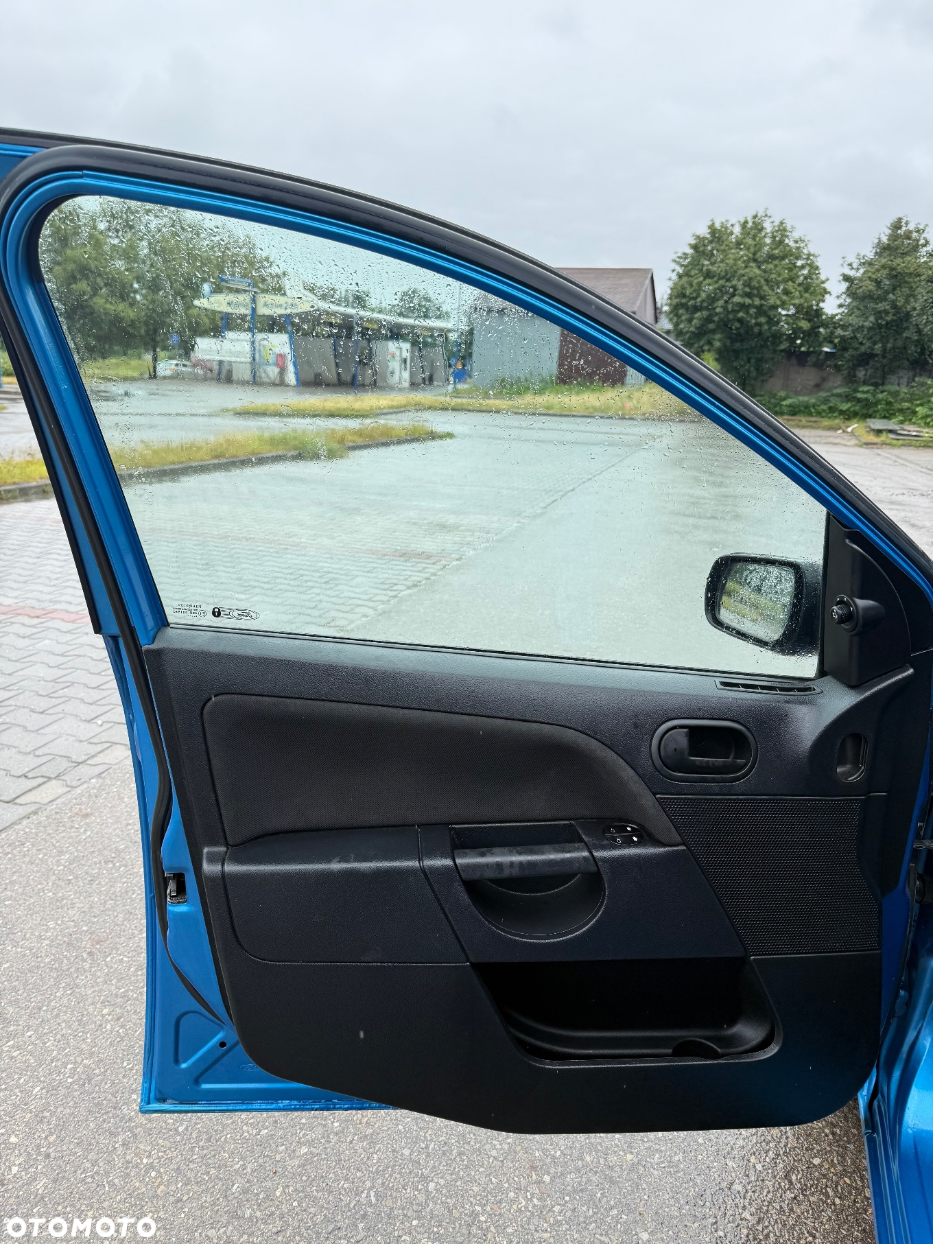 Ford Fiesta - 10