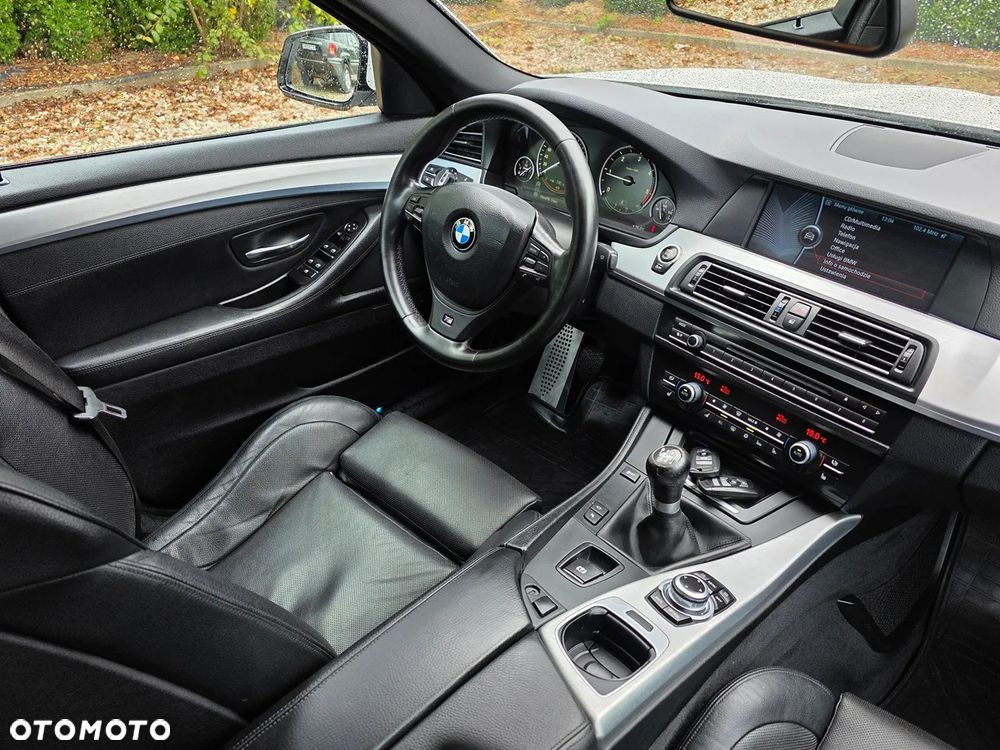 BMW Seria 5 520d - 22