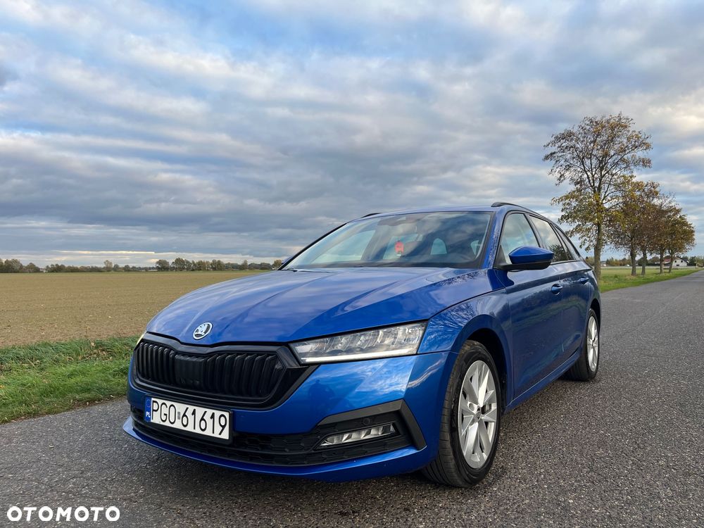 Skoda Octavia 2.0 TDI Sportline DSG - 3