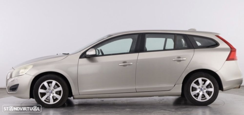 Volvo V60 D3 Momentum - 3